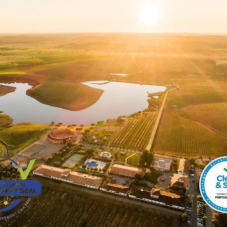 Vila Gale Alentejo Vineyard - Clube De Campo Алберноа Екстериор снимка