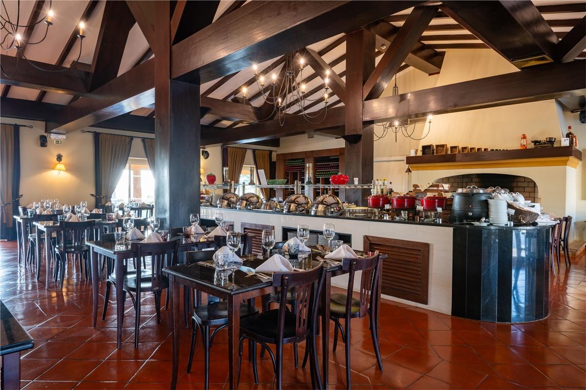 Vila Gale Alentejo Vineyard - Clube De Campo Алберноа Екстериор снимка